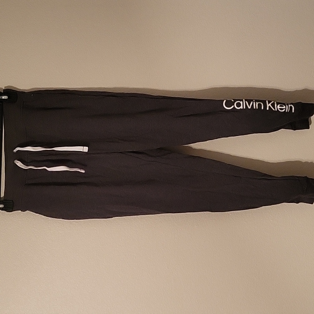 Sweatpants gray, small in size